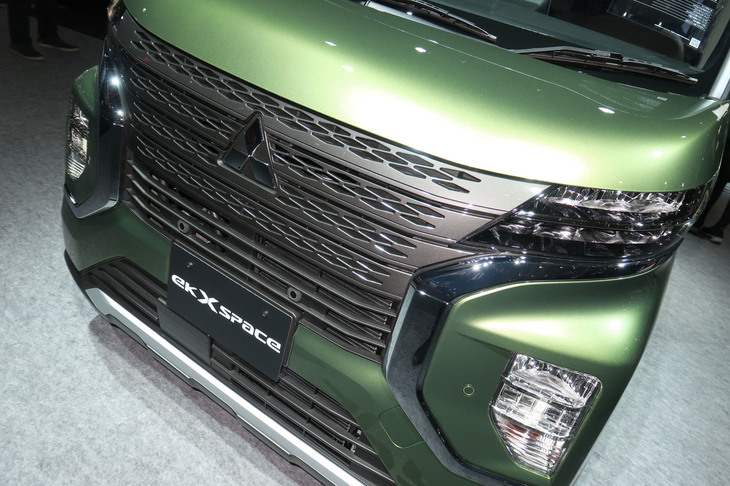 新型「三菱eKクロス スペース」