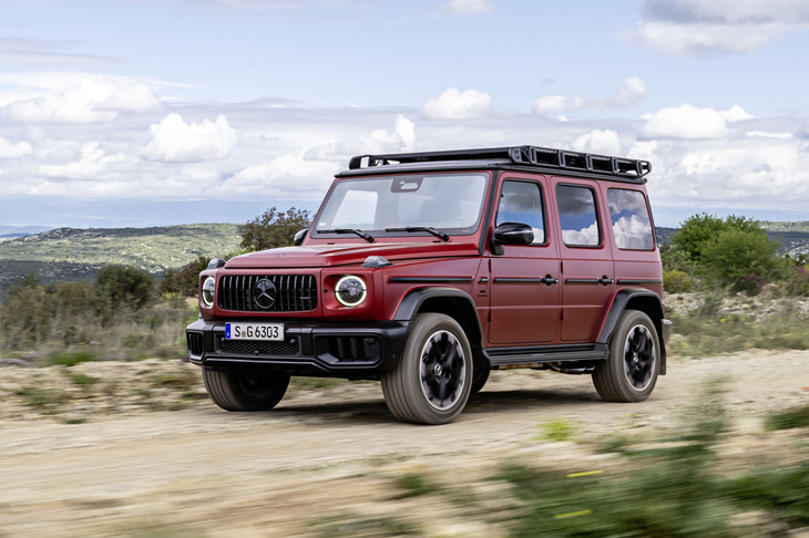 「AMG G63」には4本のダンパーを流路でつないでオイルを融通し合う「AMGアクティブライドコントロールサスペンション」をオプション設定。オフロードでその効果を味わえた。