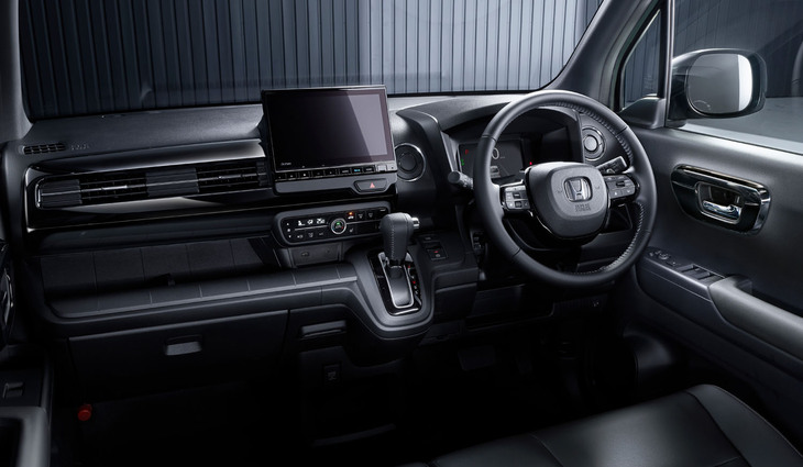 特別仕様車「N-WGNカスタムL・ターボ ブラックスタイル」のインテリア。