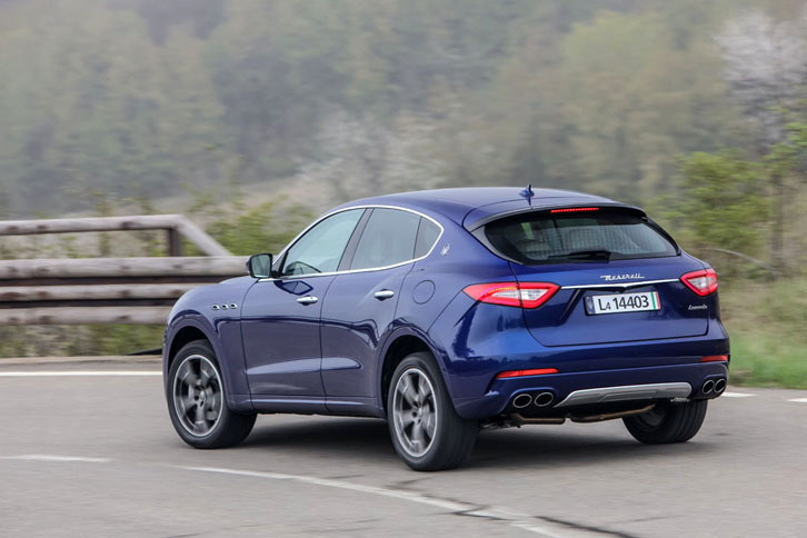 前後の重量配分は50：50。重心は同クラスで最も低い位置にあるという。