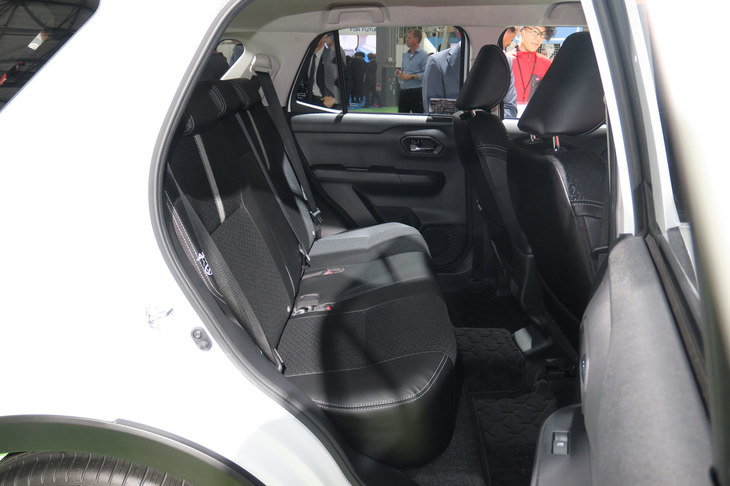 新型コンパクトSUV