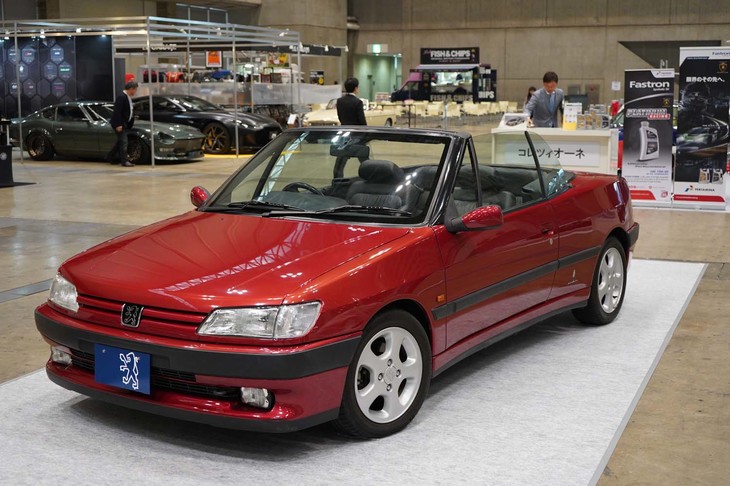 プジョー306カブリオレ（1995年）／LES MAINS SPRL