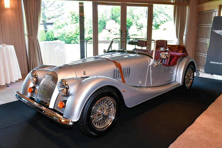 モーガン4/4（エクステリア）