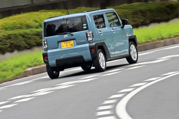 今回の試乗車はFFの自然吸気モデル。車重は4WDと比べた場合で50kg、ターボ車と比較すると10kg軽くなっている。