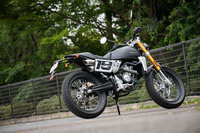 車両骨格にはクロームモリブデン鋼のチューブフレームを採用。サスペンションは、前がφ41mmの倒立フォーク、後ろがリンク式のモノショックの組み合わせとなっている。