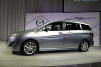 新型「マツダ・プレマシー」がデビューの画像