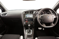 シトロエン「DS」ラインの3モデルに特別限定車の画像