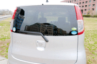 写真をクリックするとシートが倒れるさまが見られます。