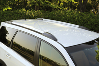 「エクシーガ クロスオーバー7」にはルーフレールが標準装備される。