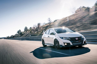 歴代最高の「シビック タイプR」がデビュー【ジュネーブショー2015】の画像