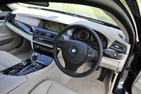 BMW523iツーリング（FR/8AT）【ブリーフテスト】の画像