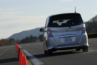 ホンダ・フリードスパイク ハイブリッド ジャストセレクション（FF/CVT）【ブリーフテスト】の画像