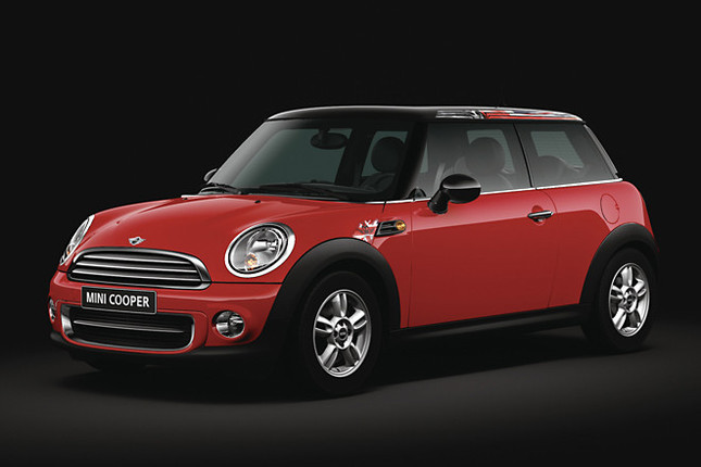 「MINIクーパー」（MINI ROCK装着車）