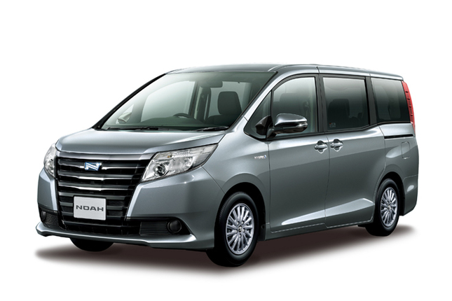 「トヨタ・ノア ハイブリッド X“Delight Plus”」（写真のボディーカラーは特別設定色のアイスチタニウムマイカメタリック）