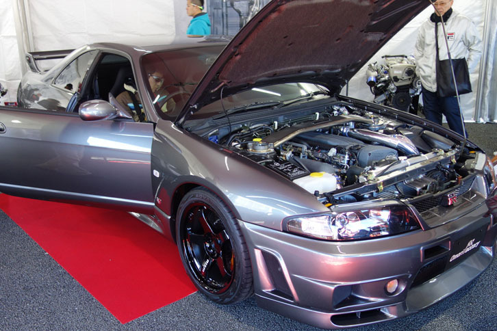 NISMO大森ファクトリーのデモカー「スカイラインGT-Rグランドツーリングカー（BCNR33型）」。