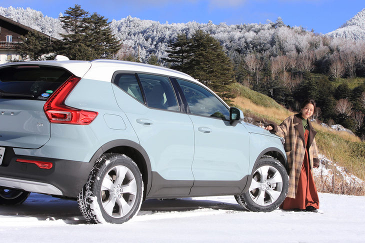 実は私、会社のクルマのタイヤを「ベクター4シーズンズ」に交換してみたんです。タクシーにも、「ボルボXC40」にも装着できる豊富なバリエーションも、グッドイヤーのオールシーズンタイヤの強みなのでしょう。