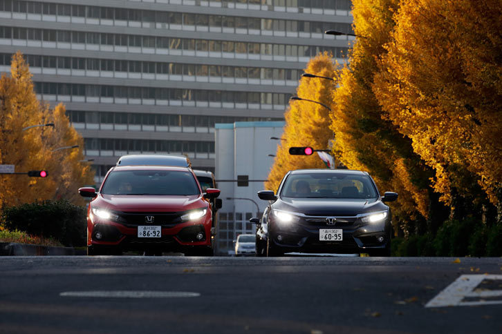 「ホンダ・シビック タイプR」に高評価を下したテスターが、続いて気になる“ノーマル”のシビック2台を、JARIでの計測を含むテストに連れ出した。（photo：北畠主税）