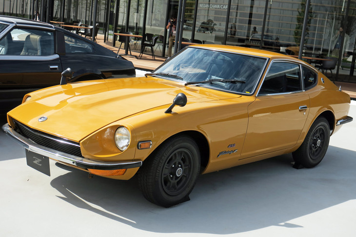 2リッター直6 DOHCエンジンを搭載したS30型「フェアレディZ」の高性能モデル「Z432」。