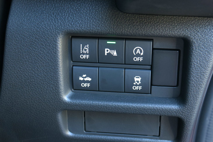 スズキ・ハスラー ハイブリッドXターボ（4WD）（インテリア）