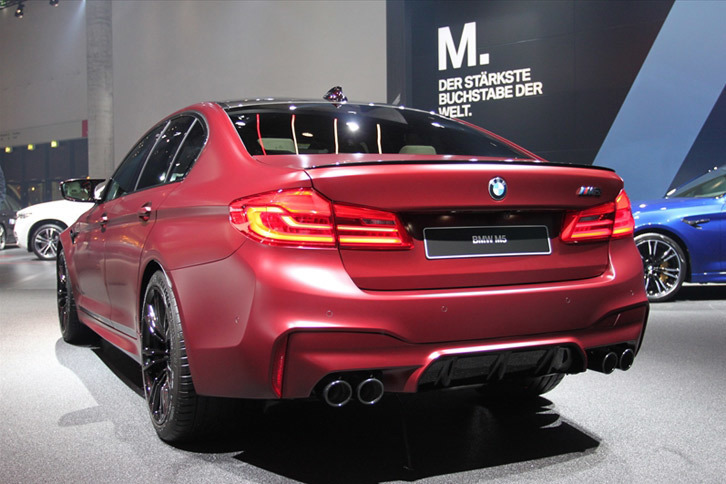 BMW M5（エクステリア）