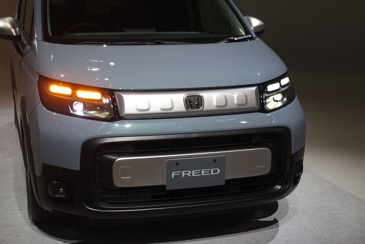 ホンダ・フリード クロスター（フロントマスク）