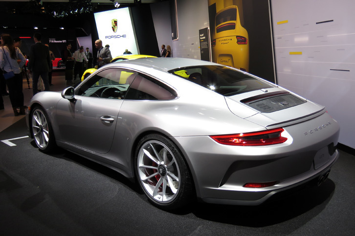 ポルシェ911 GT3（ツーリングパッケージ装着車）