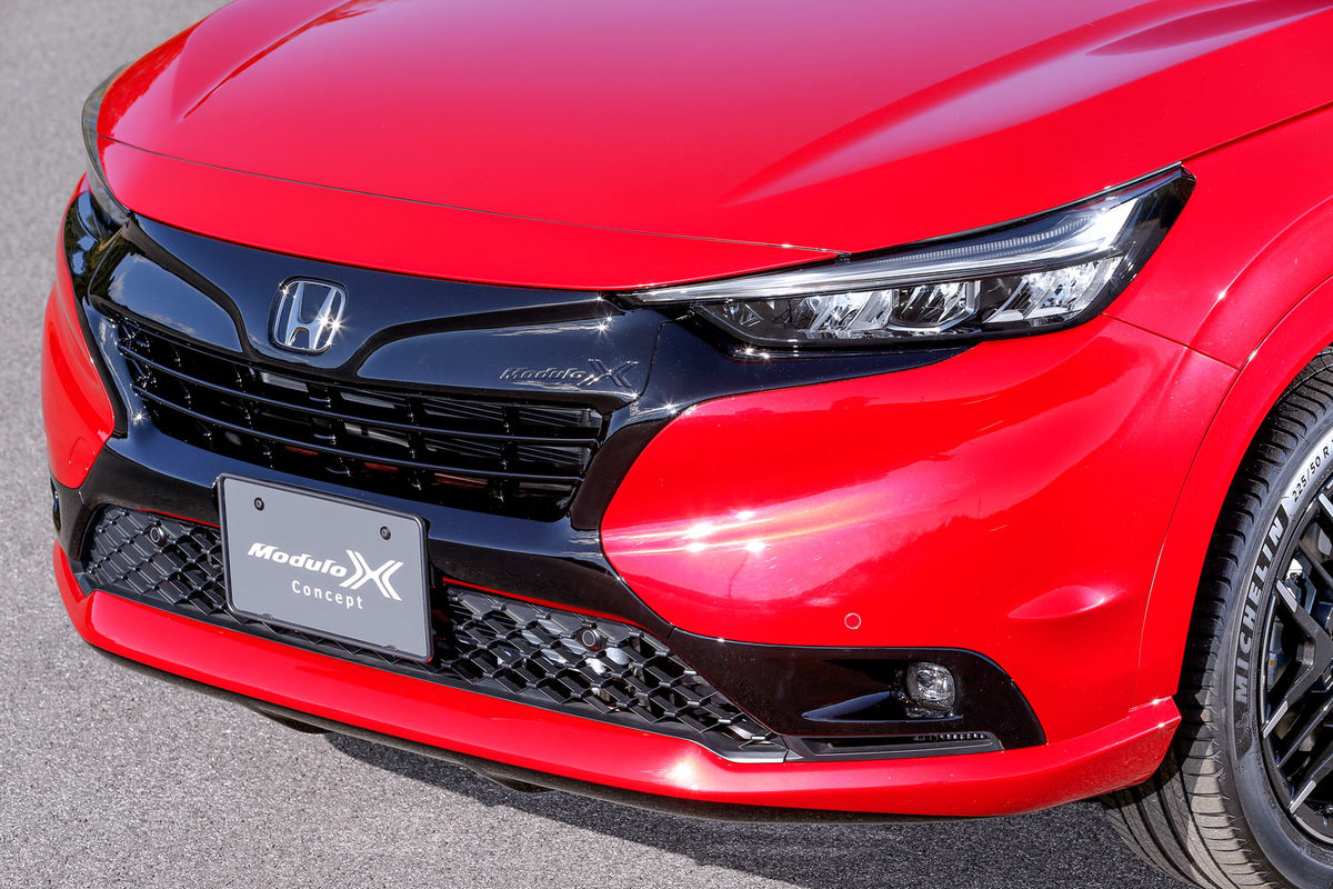 ホンダ・ヴェゼルe：HEVモデューロXプロトタイプ（4WD