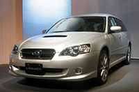 【Movie】スバル、新型「レガシィ」の発表会場から