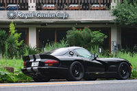 東京・港区の神宮外苑いちょう並木にて。