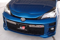 「GR」シリーズの一部のモデルには、「ファンクショナルマトリックスグリル」と名付けられた、長方形に近い大型のアンダーグリルが与えられる。スクエアなデザインは、ラジエーターの形状に合わせて冷却効果の最大化を追求したもの。