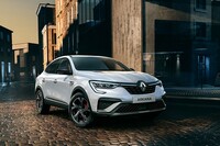 ルノーが「アルカナ」にマイルドハイブリッドモデルを追加設定