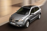 【Movie】デュアリスの兄弟車、ルノー・コレオスが仏で発売の画像