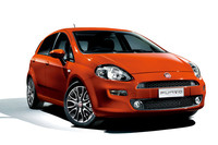 「フィアット・プント」（写真のボディーカラーはアランチャ）