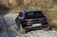 「マカンS ディーゼル」
    