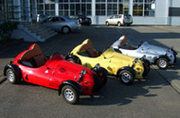 自分で組み立てるキットカー、「ミツオカK-4」発売の画像