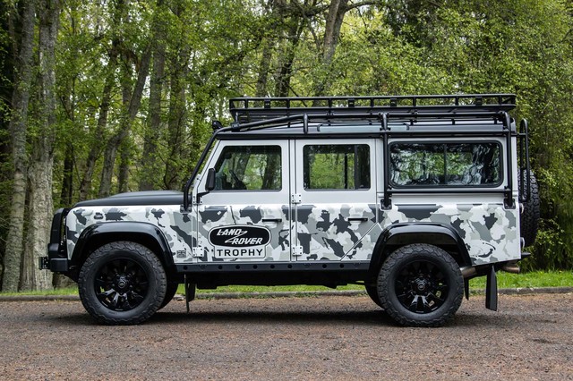 希少　木製Land Rover Defenderランドローバー maxresdefault.jpg