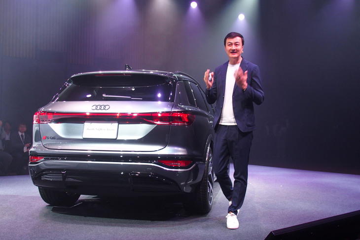 発表会で車両の説明を行ったフォルクスワーゲン グループ ジャパン代表取締役社長兼アウディ ジャパン ブランドディレクターのマティアス・シェーパース氏。