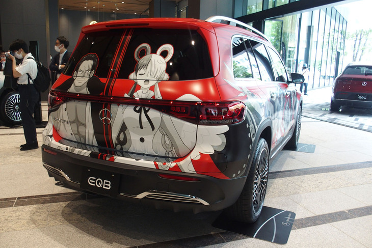 映画『ONE PIECE FILM RED』とのコラボキャンペーンを記念してつくられた「EQB」ラッピングカー。