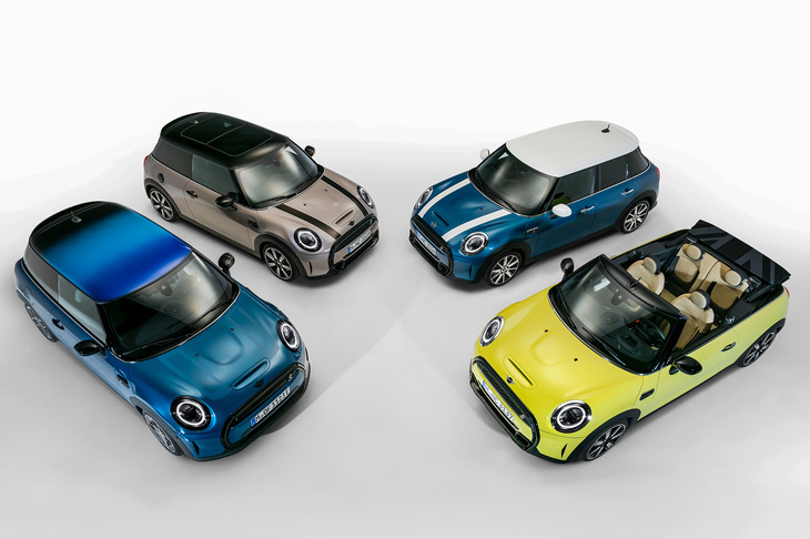 2021年1月27日（現地時間）、ドイツでは「MINI 3ドア／5ドア／コンバーチブル」のマイナーチェンジモデルが発表された。これら最新のMINIも、同年の初夏には日本に上陸するものとみられる。