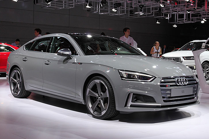 アウディS5スポーツバック（エクステリア）