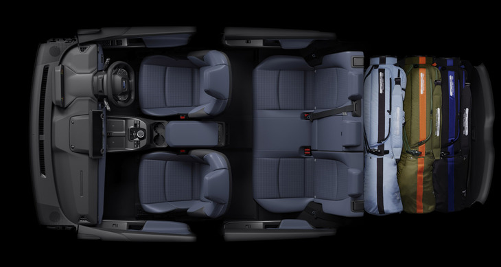 「トレイルシーカー」のシートアレンジ例。