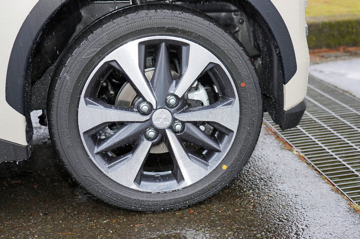 三菱eKクロス スペース（タイヤ＆ホイール）