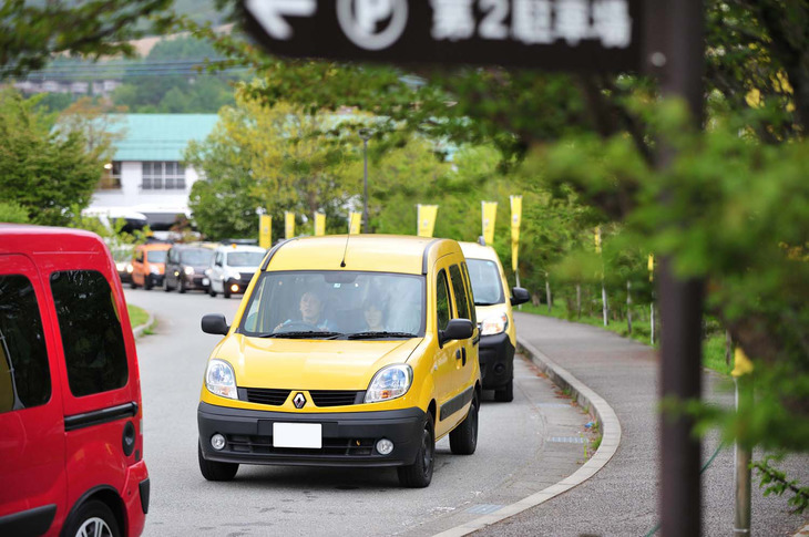 驚きだったのが、“コカングー”こと初代「カングー」の参加車増である。販売終了から10年近くたつため、ここ数年は減少傾向にあったのだが、再び参加車両が増えてきた。ユーザーの代替わりなど、新たに初代モデルに注目するファンが増えているのかも。