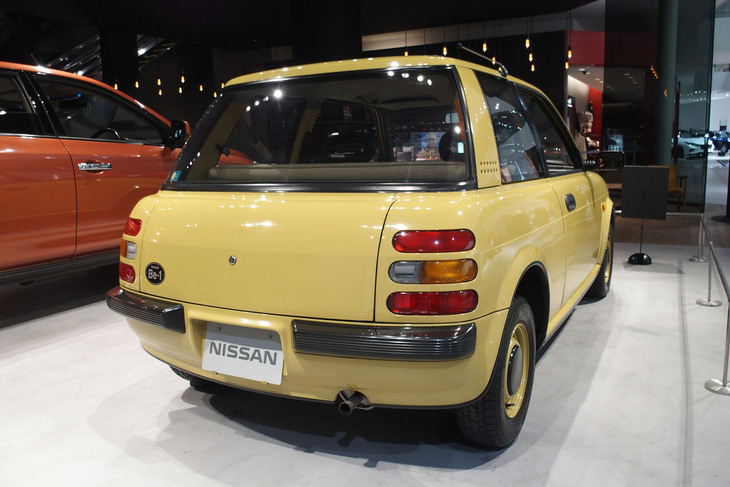 日産Be-1（リアビュー）