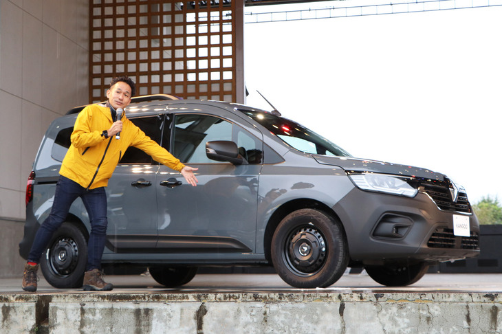 こちらもファンへのサプライズとして、「カングージャンボリー」でお披露目された限定車「ヴァリエテ」。プロフェッショナルのギアを思わせる“黒バンパー×シブいグレー”のコーディネートがポイント。販売は限定200台で、価格は419万円だ。