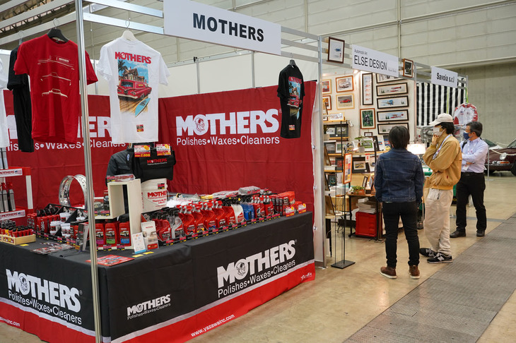 MOTHERSのブース。