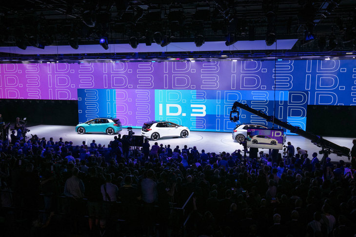 大いに話題を呼んだ「ID.3」の“ワールドプレミア”。フォルクスワーゲンにとって「ゴルフ」のような基幹車種となるか、注目である。
