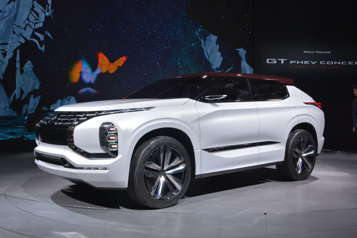 「三菱GT PHEVコンセプト」