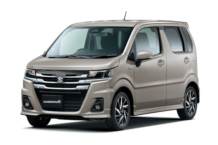 こちらの「ルーセントベージュパールメタリック」も新規設定された。