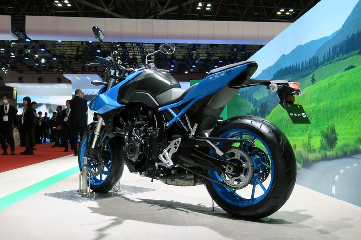 スズキGSX-8S